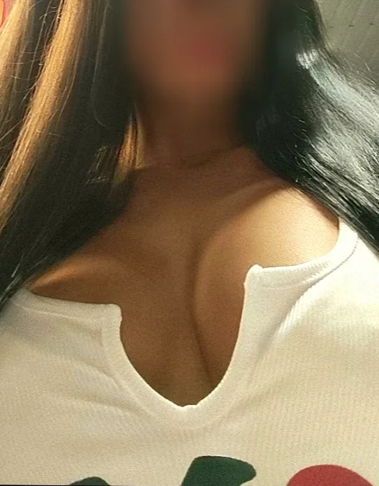 Aroa, 29 años