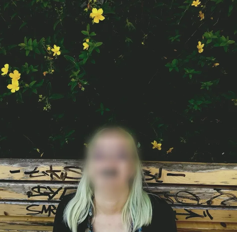 Chloe, 19 años